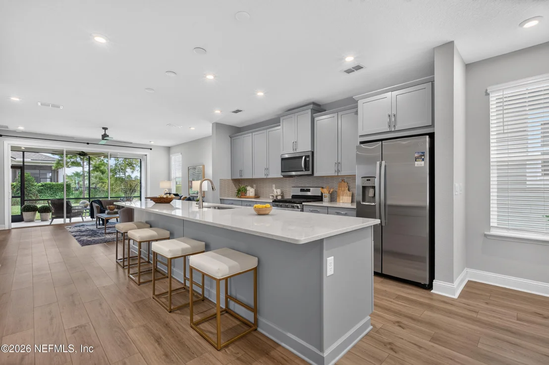 Photo of 359 PINELLAS Way