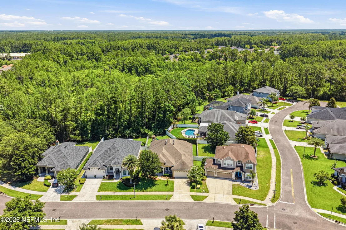Photo of 338 WILLOW WINDS Parkway