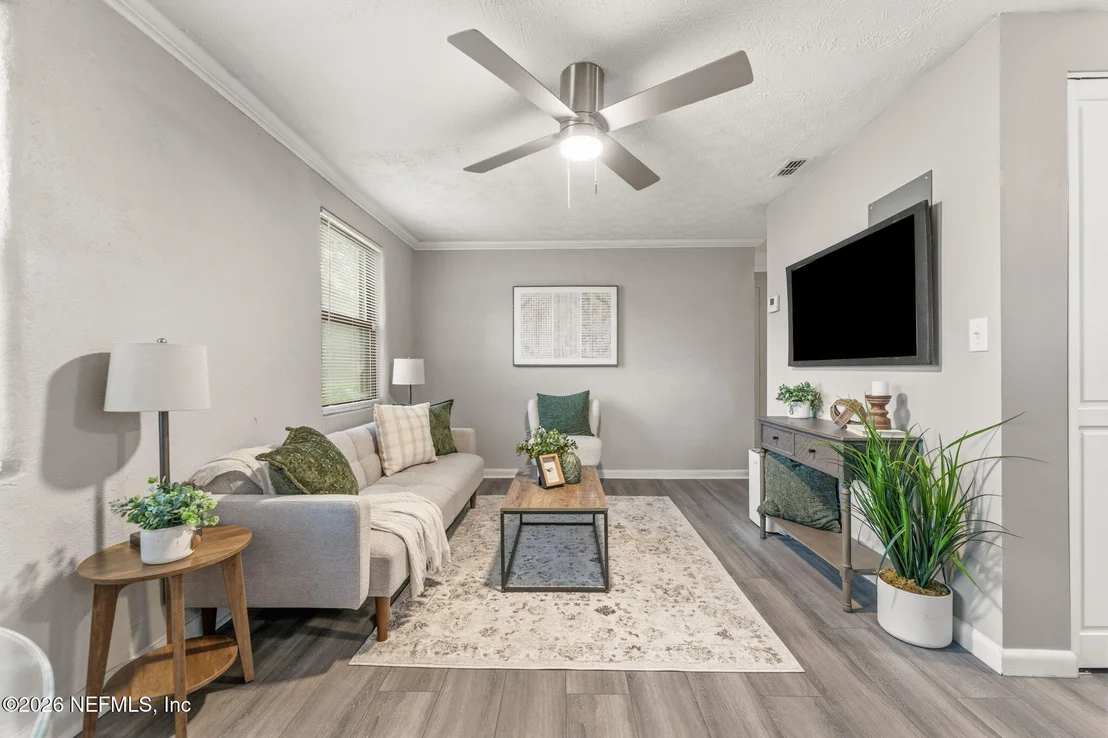 Photo of 10516 ITHACA Drive
