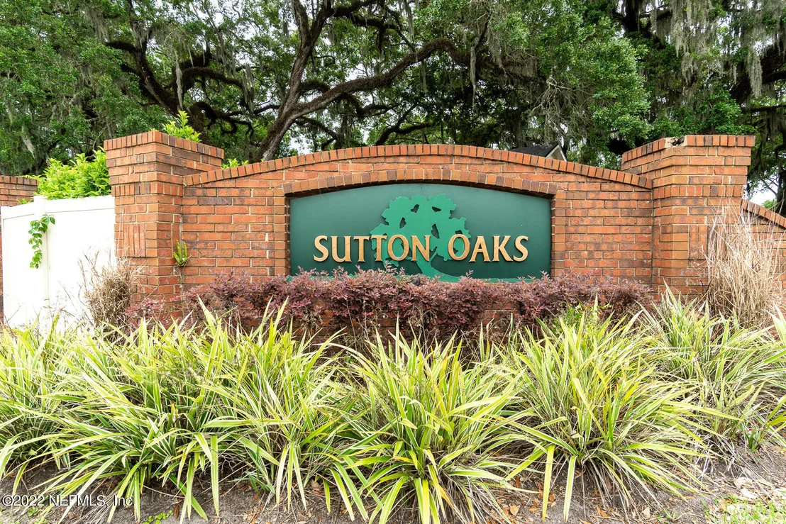 Photo of 9502 BROKEN OAK Boulevard