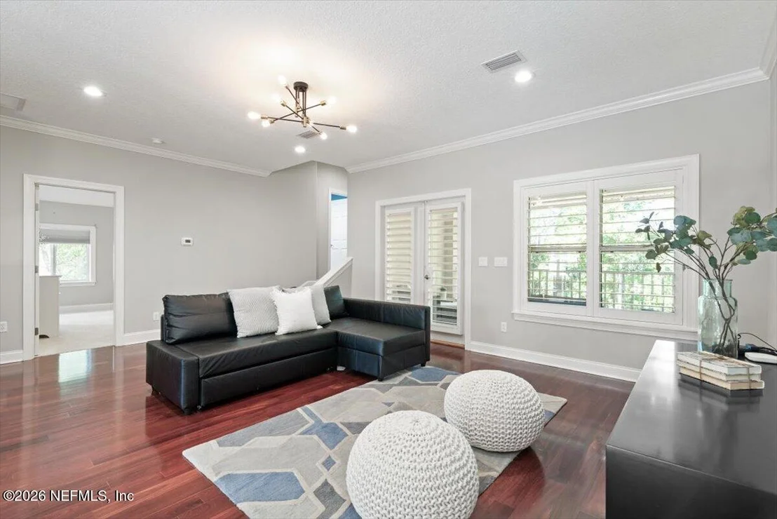 Photo of 240 ST JOHNS FOREST Boulevard