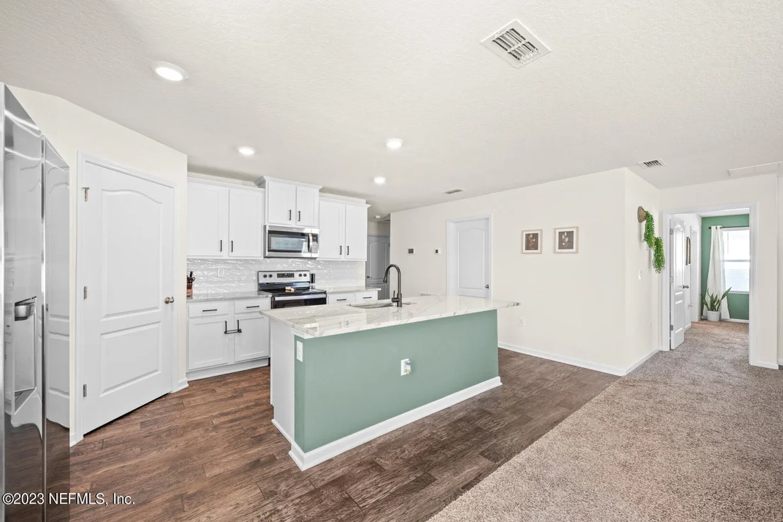 Photo of 788 RILEY Road