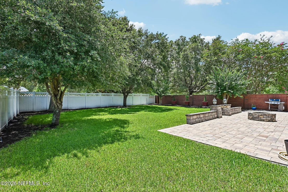 Photo of 200 HUNTSTON Way