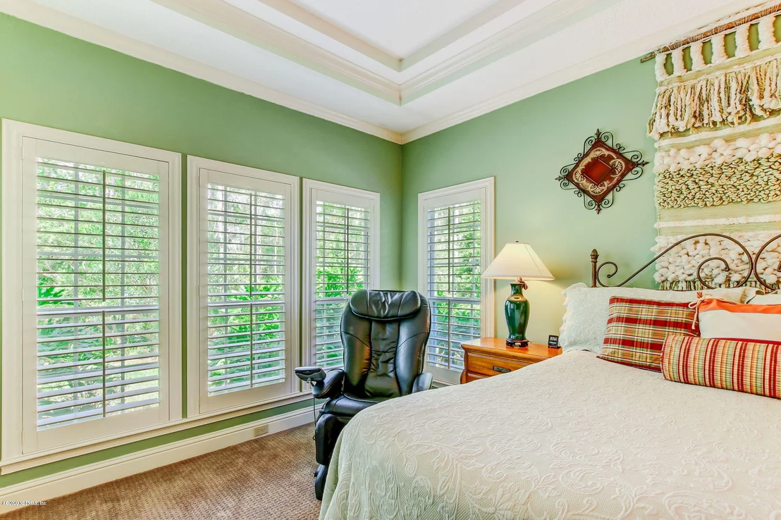 Photo of 8128 SUFFIELD Court