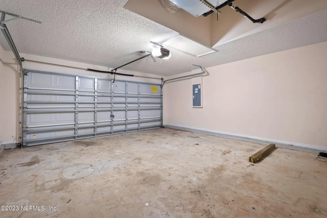 Photo of 11030 ARROWBROOK Lane