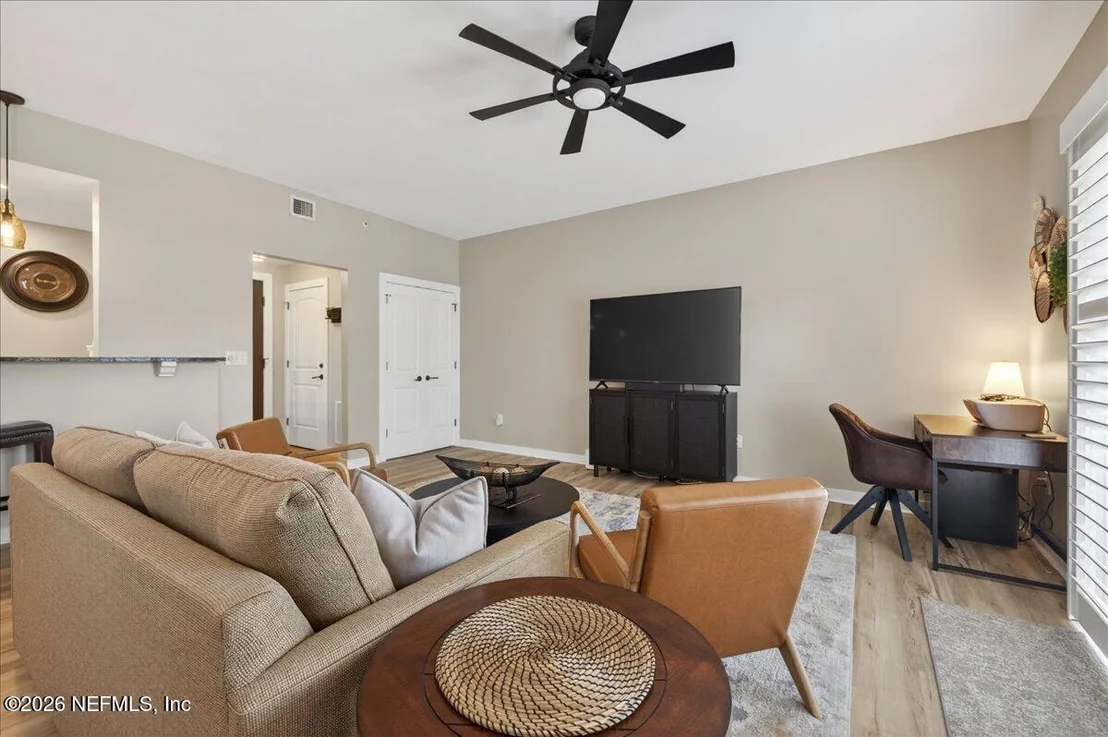 Photo of Unit 202 at 965 REGISTRY Boulevard