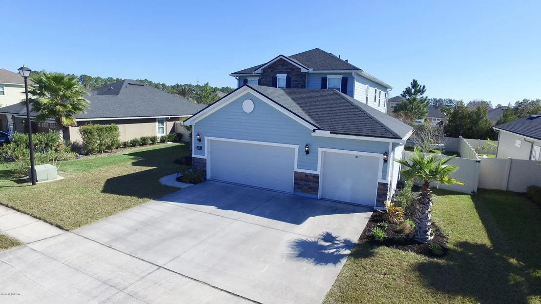 Photo of 35 MERCUTIO Lane