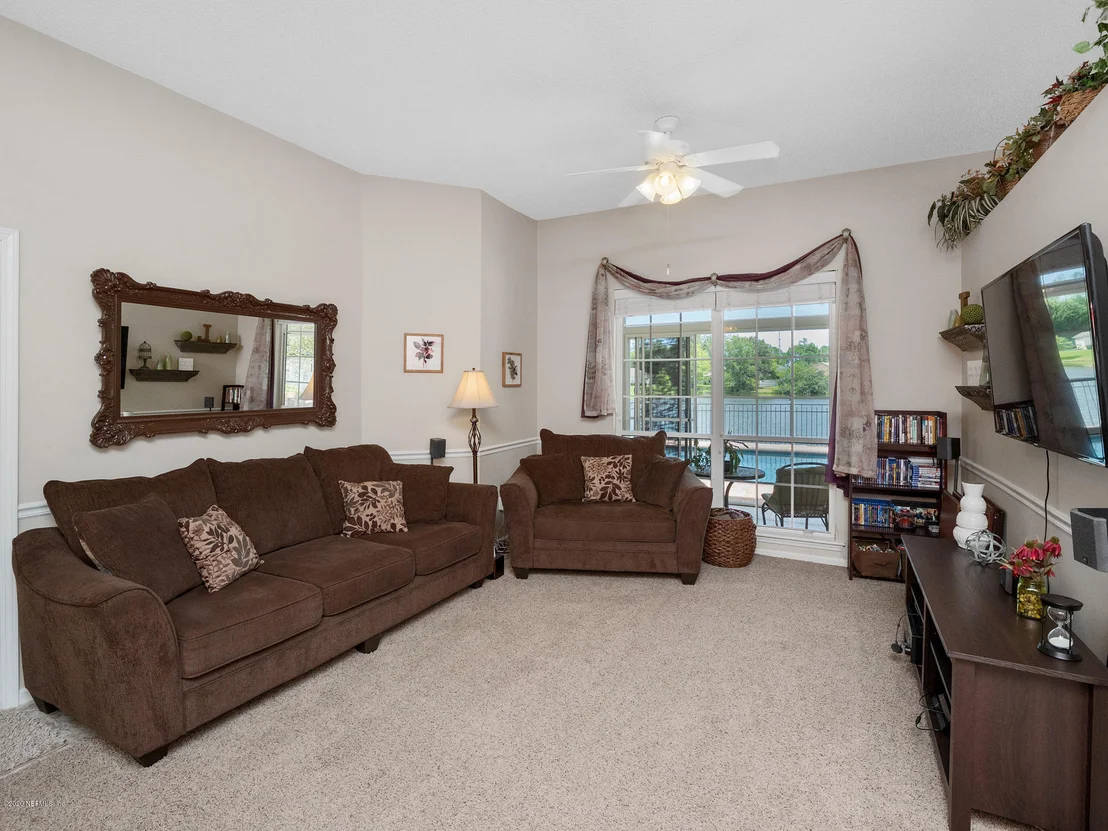 Photo of 3927 DANFORTH Drive W
