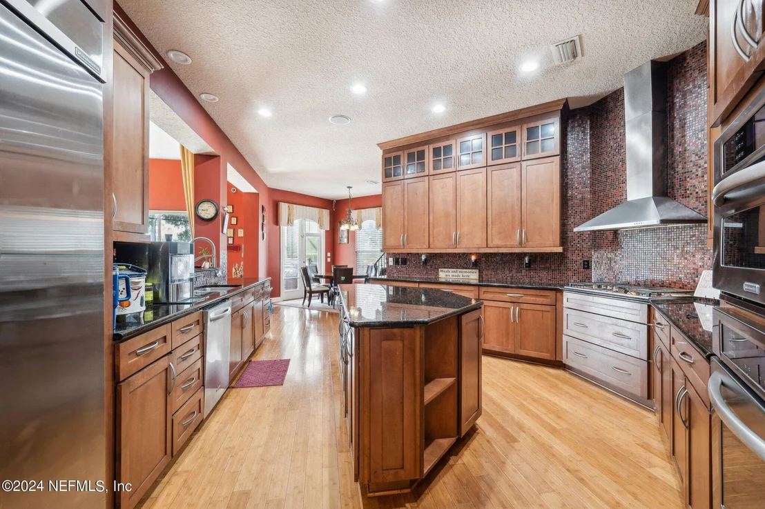 Photo of 4007 EAGLE LANDING Parkway