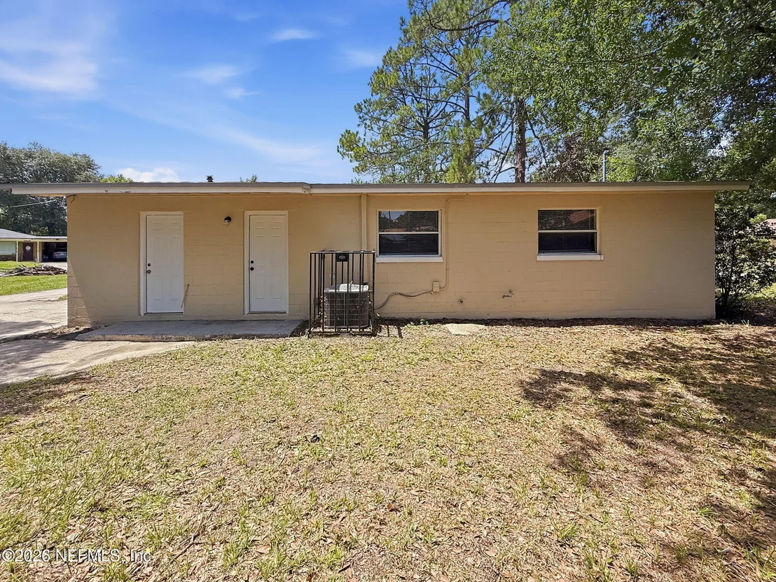 Photo of 5233 DALLEN LEA Drive