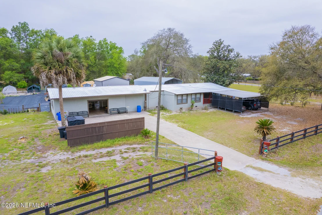 Photo of 239 LYNNE Drive