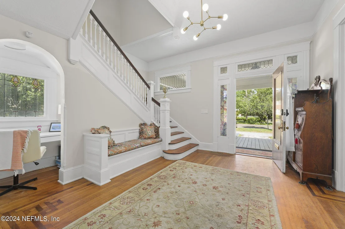 Photo of 2772 RIVERSIDE Avenue