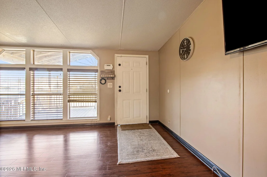 Photo of 8080 PLUMMER Road