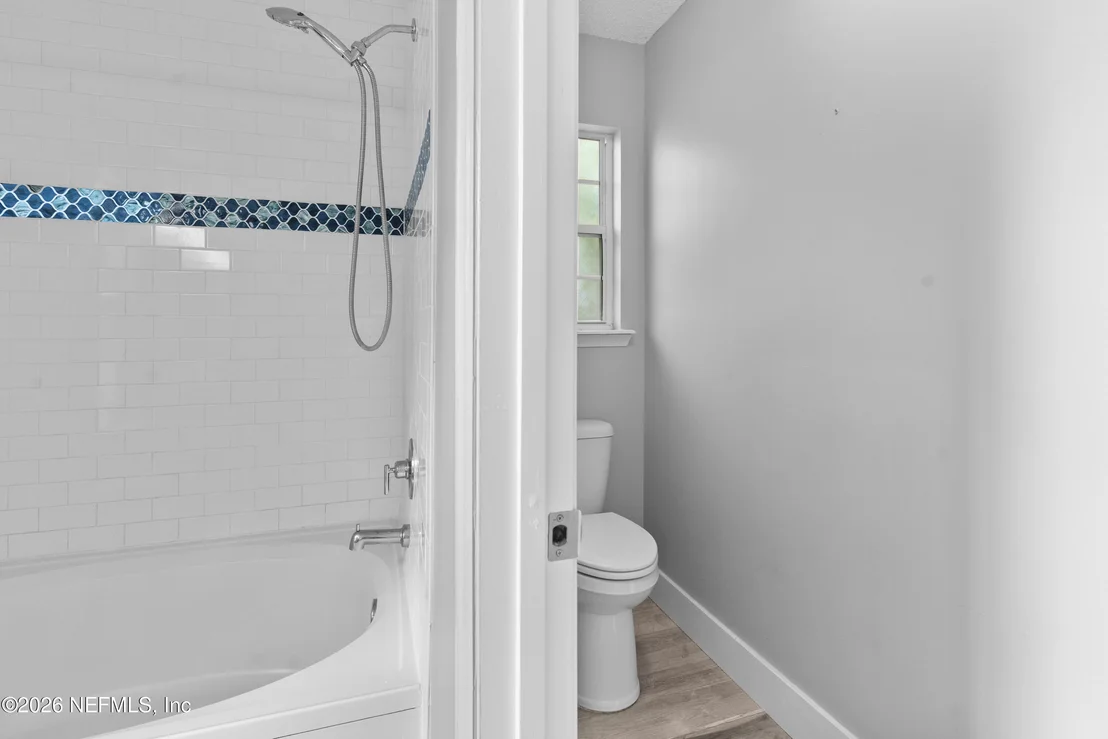 Photo of 7031 OAKRIDGE Loop