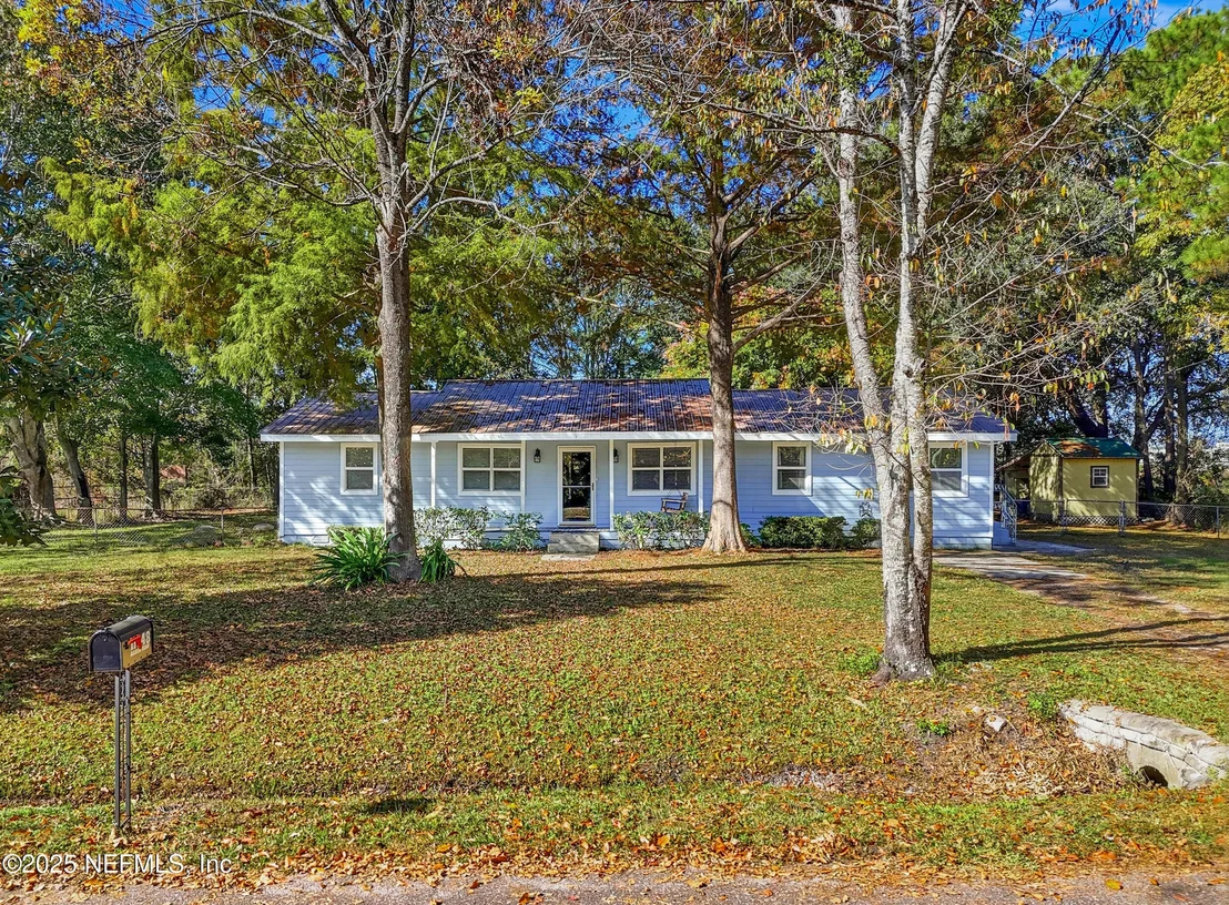 Photo of 11948 AARON Road