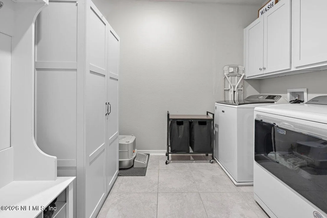 Photo of 174 MYRTLE OAK Court