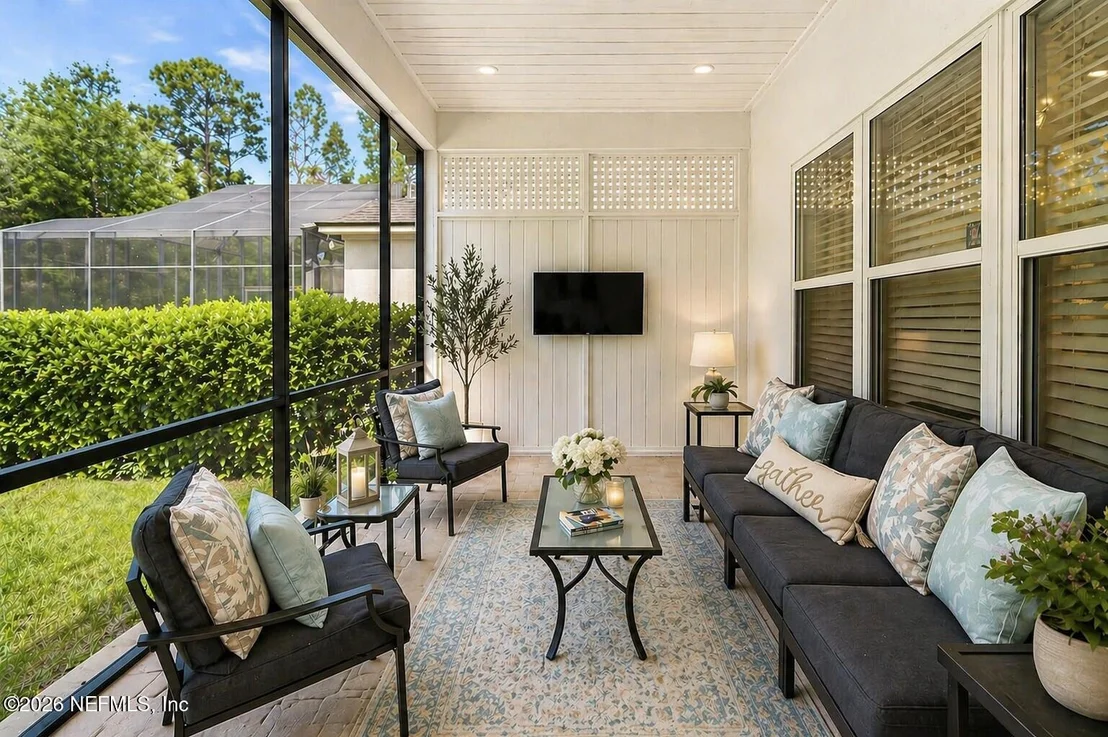 Photo of 524 SEBASTIAN Square