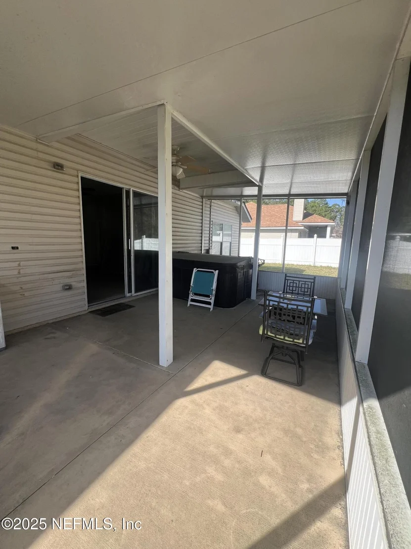 Photo of 695 SID Drive