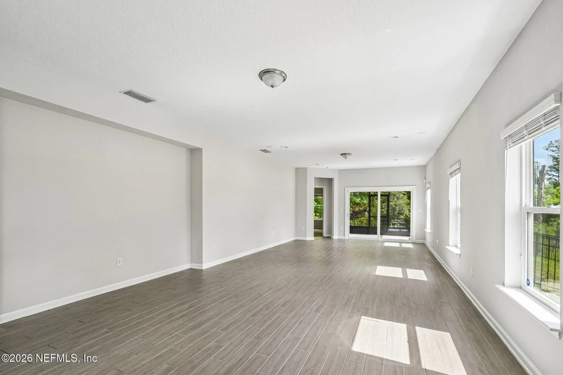 Photo of 184 WINEBERRY Lane