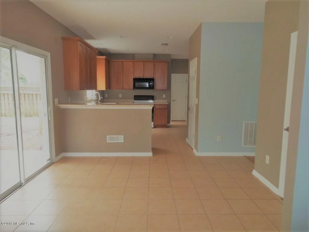Photo of 1739 WINDOVER Place