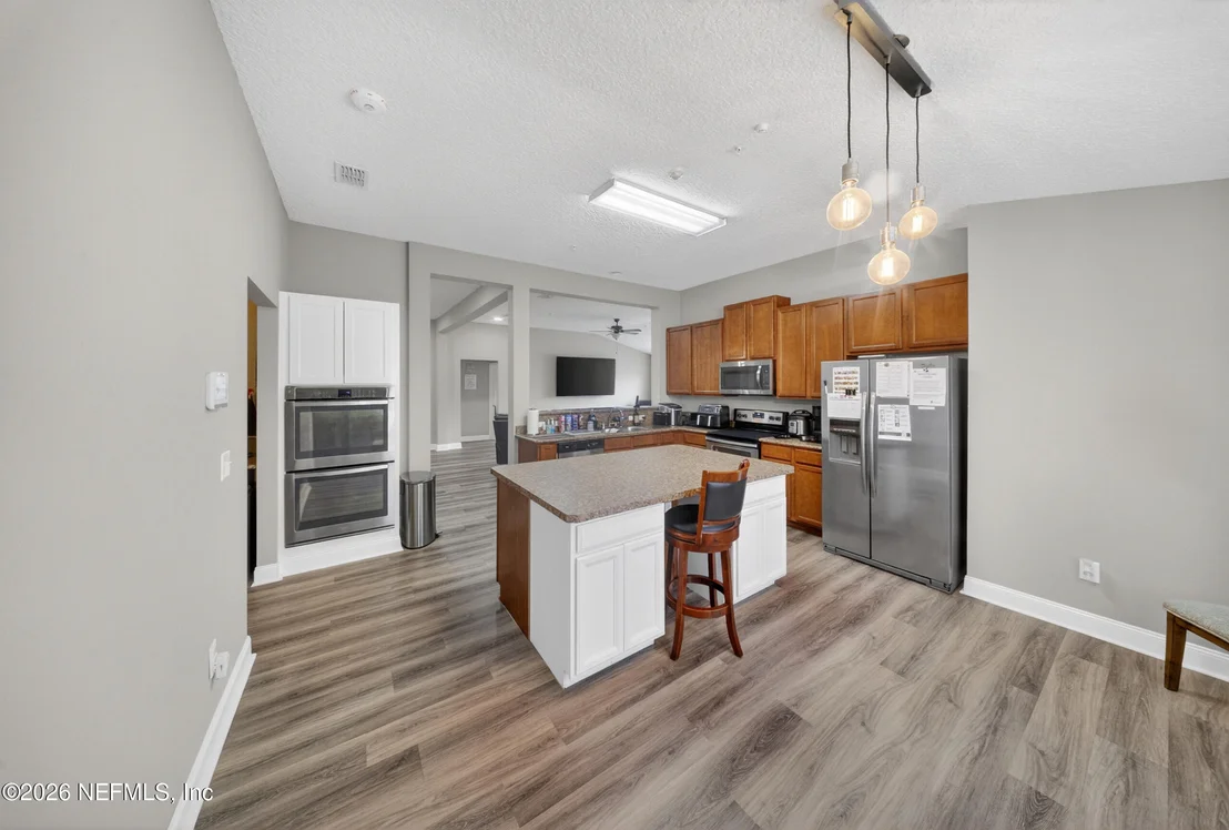 Photo of 5574 HUCKLEBERRY Trail N