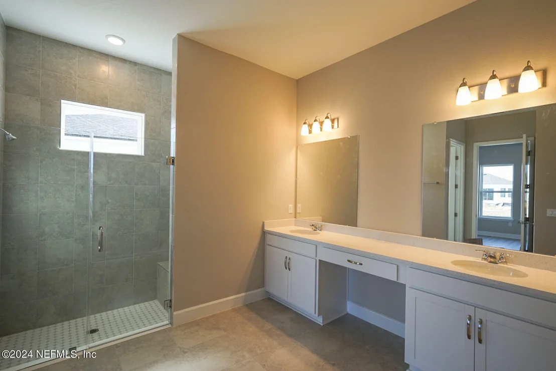 Photo of 387 AMBERWOOD Drive