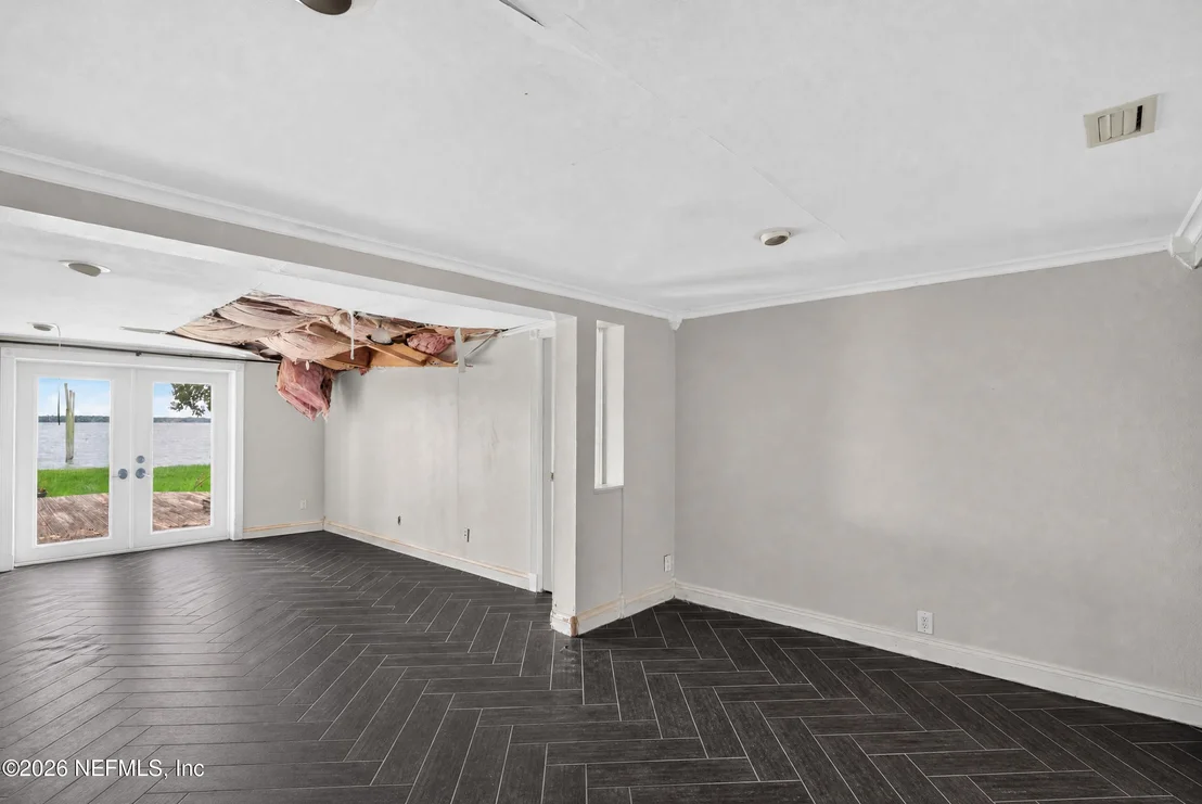 Photo of 7905 COLEE COVE Road