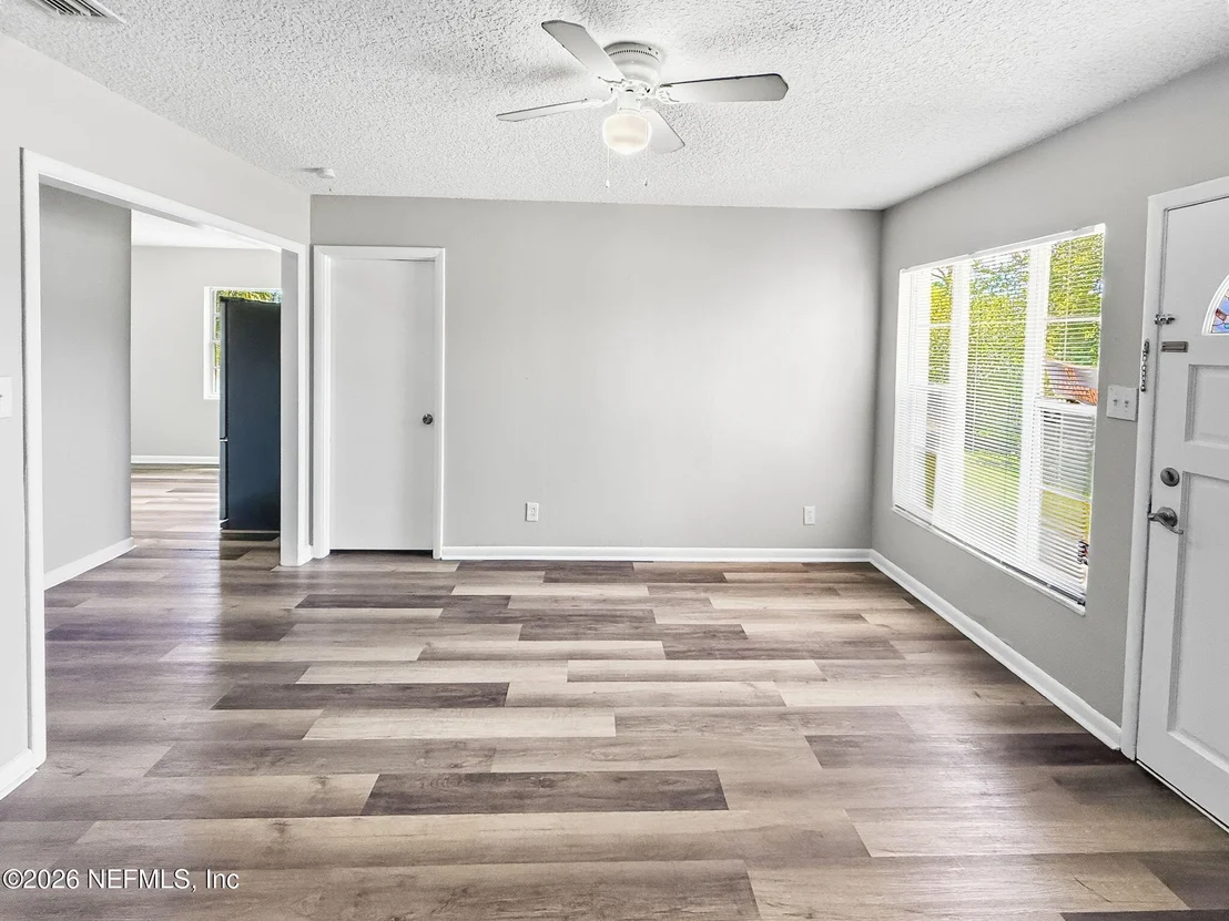 Photo of 6043 MALCONE Lane