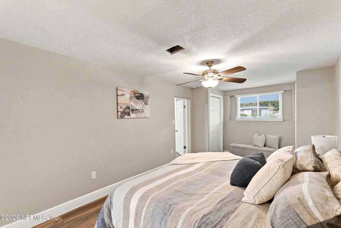 Photo of 517 NIGHTINGALE Road