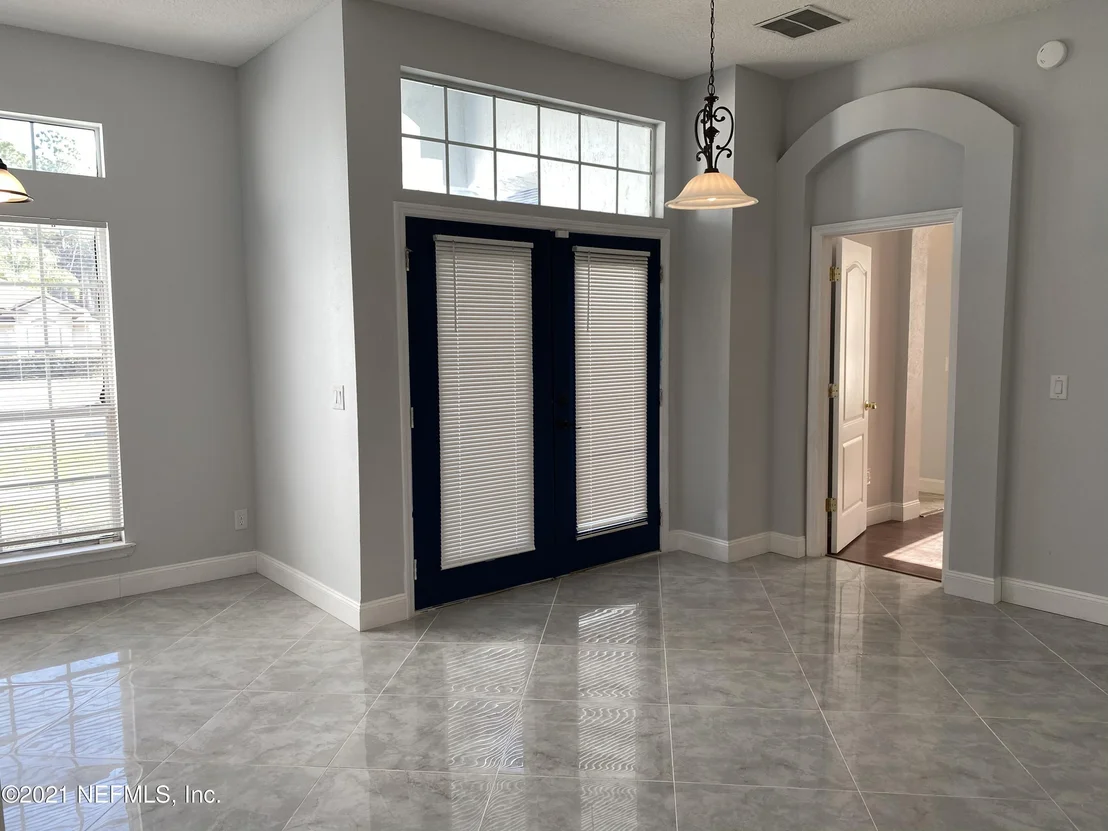 Photo of 10313 MEADOW POINT Drive