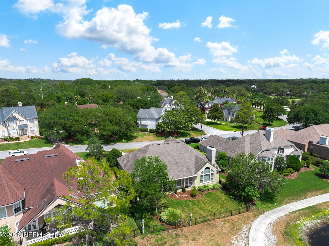 Photo of 12548 HIGHVIEW Drive