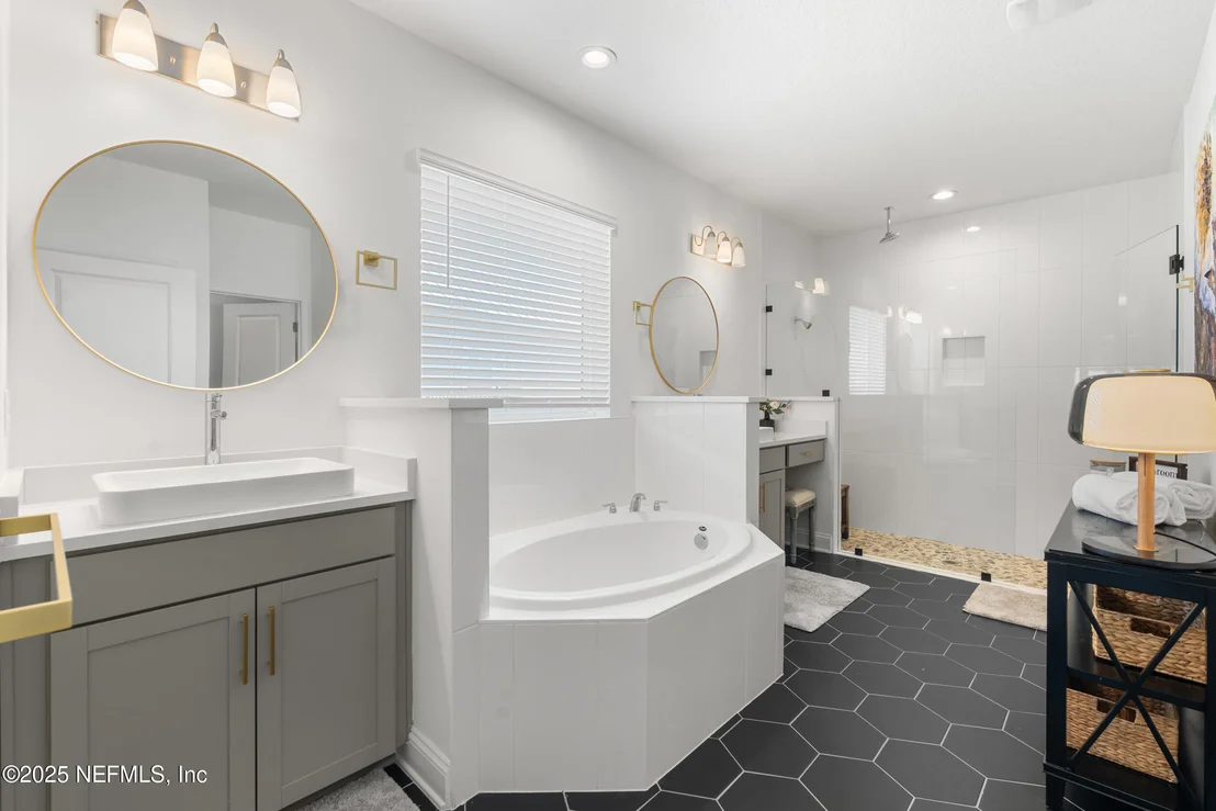 Photo of 230 MARQUESA Circle