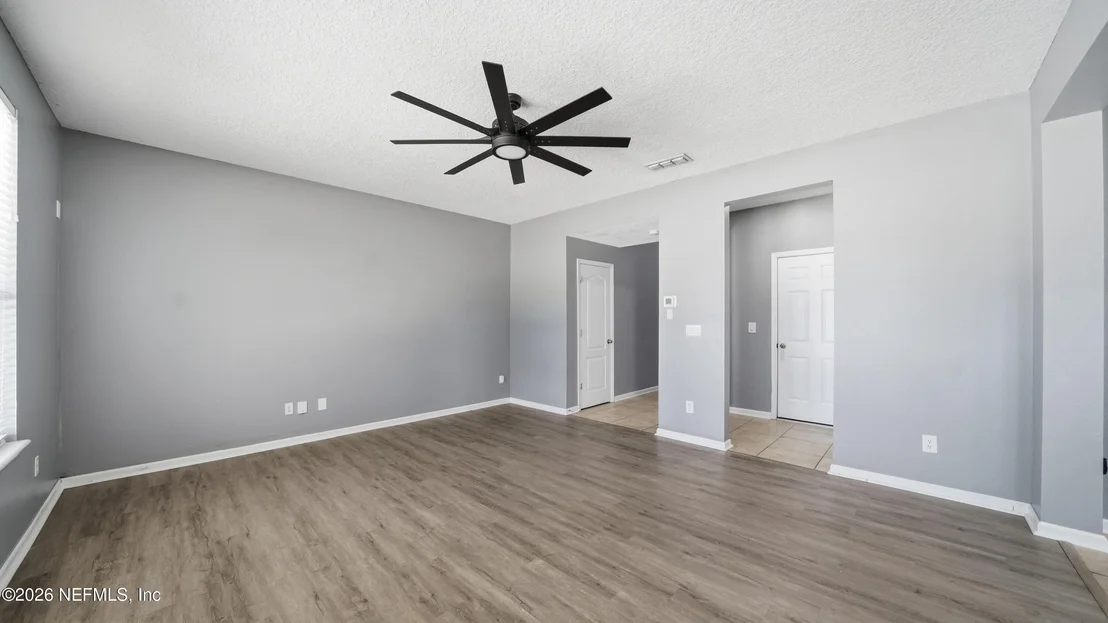 Photo of 650 BRIAR VIEW Drive