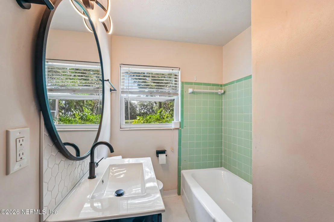 Photo of 1112 BAISDEN Road