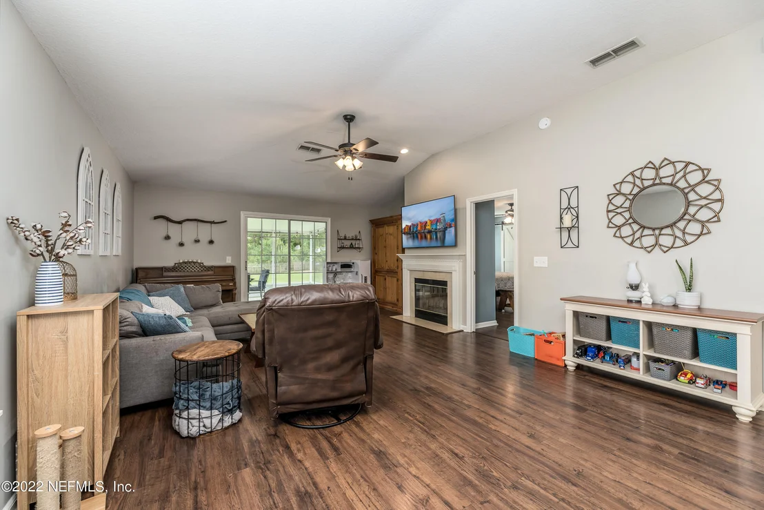 Photo of 132 Southlake Drive