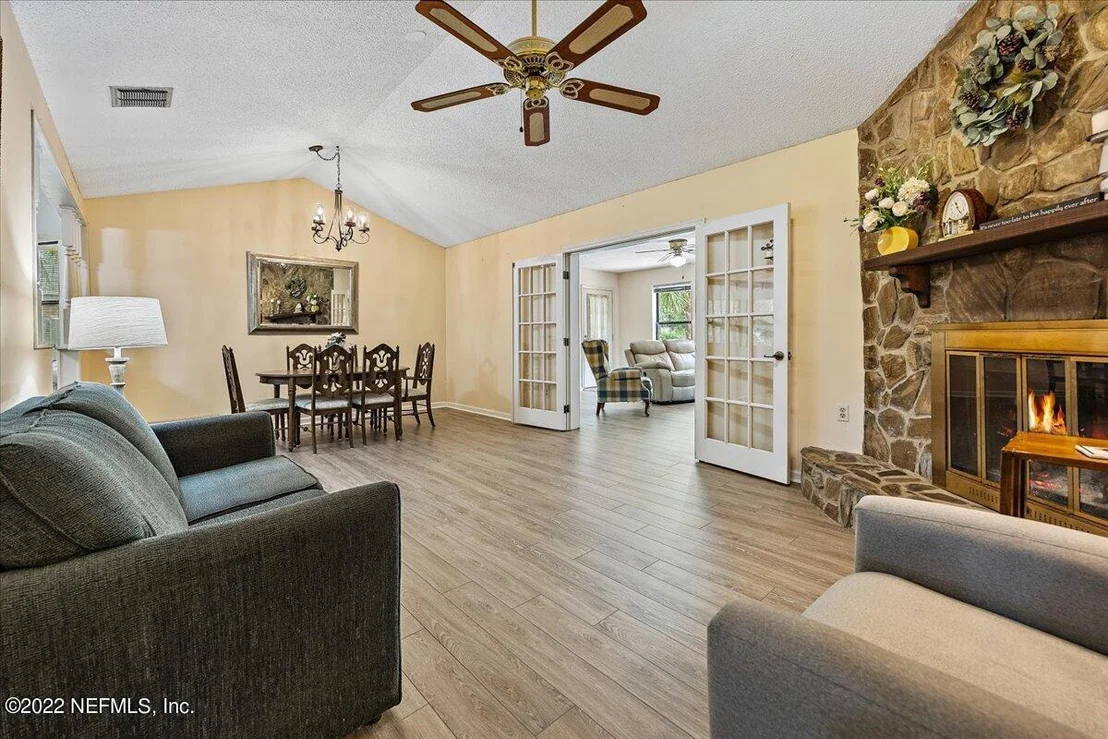 Photo of 8161 CAYUGA Trail N