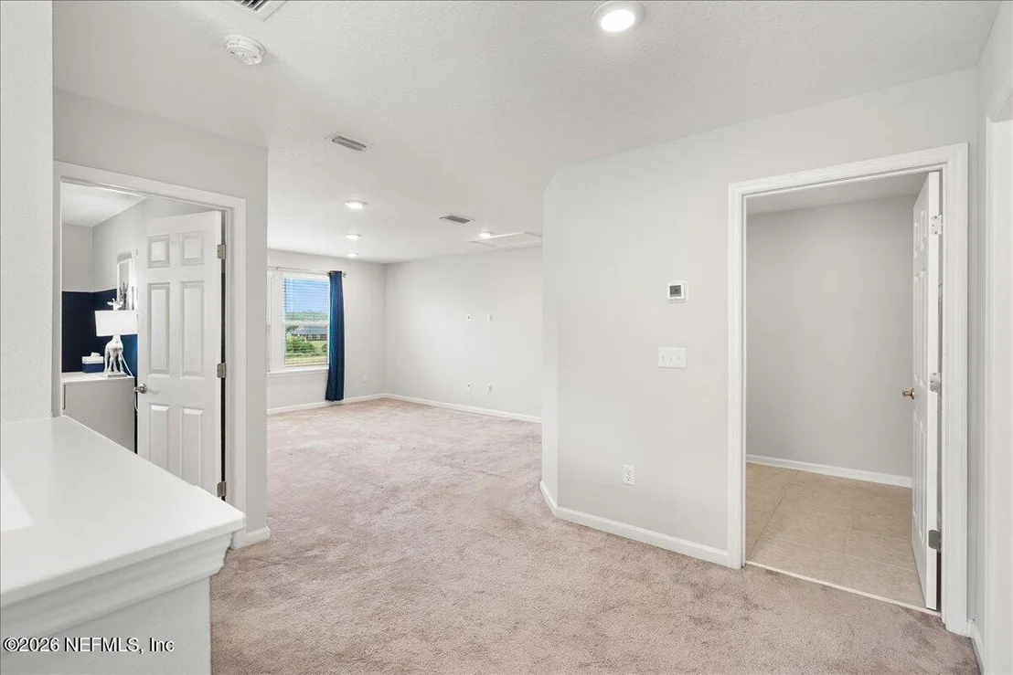 Photo of 5645 HAMPTON CREEK Road