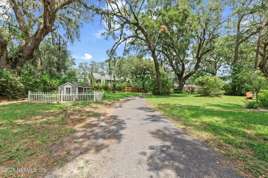 Photo of 440 BLAKE Avenue