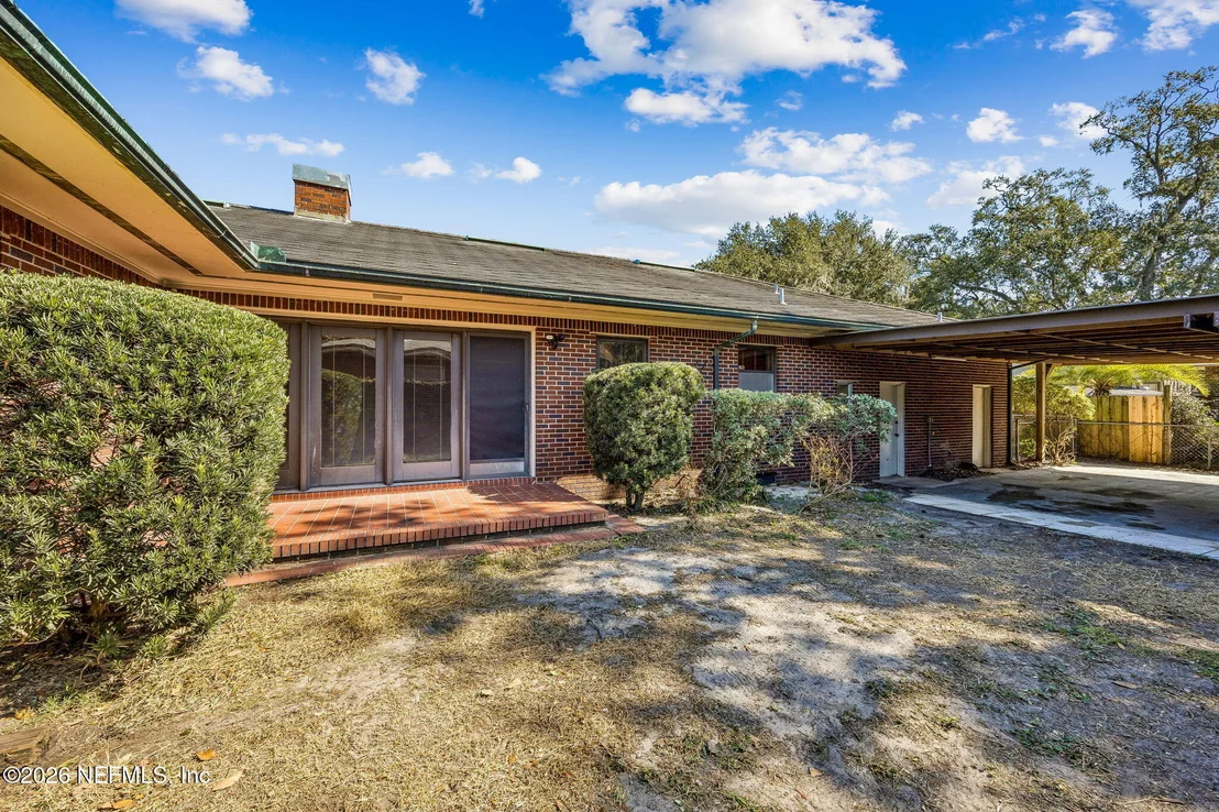 Photo of 4768 QUEEN Lane