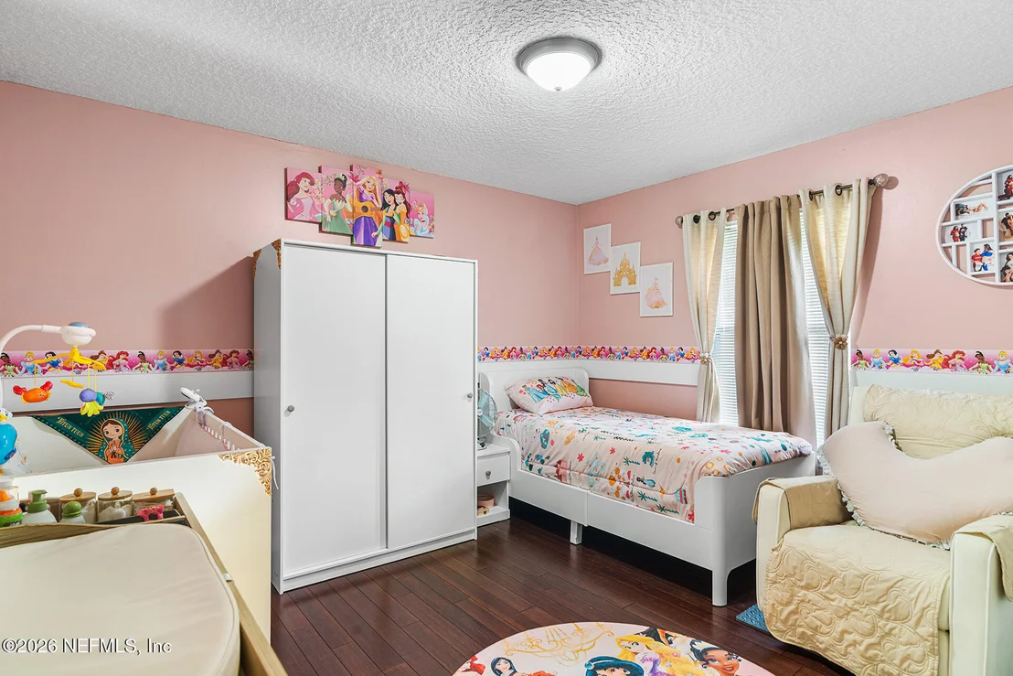 Photo of 204 CONNER Court