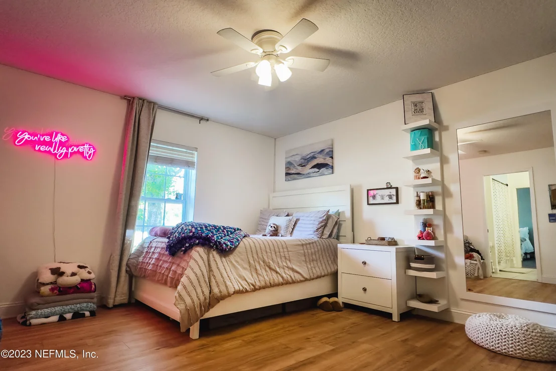 Photo of 5129 GRACEWOOD Lane