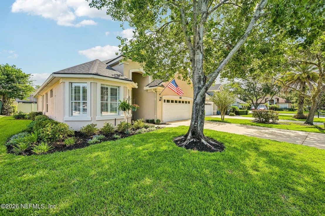 Photo of 325 ISLAND GREEN Drive