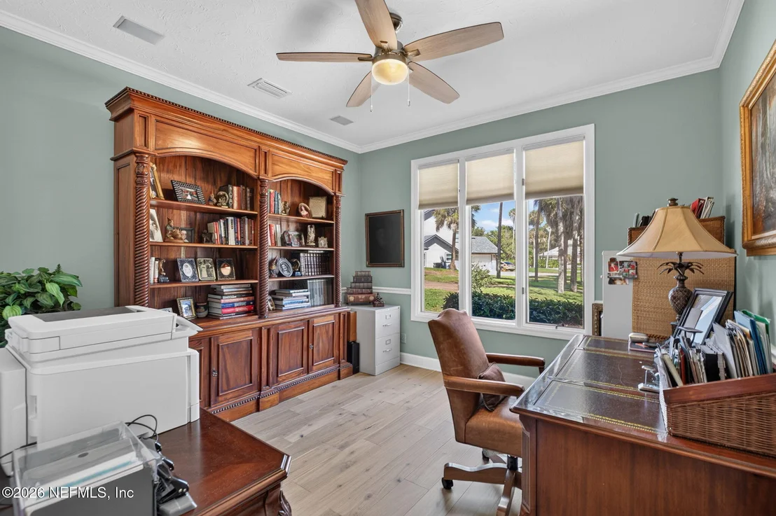 Photo of 2206 LAUGHING GULL Circle