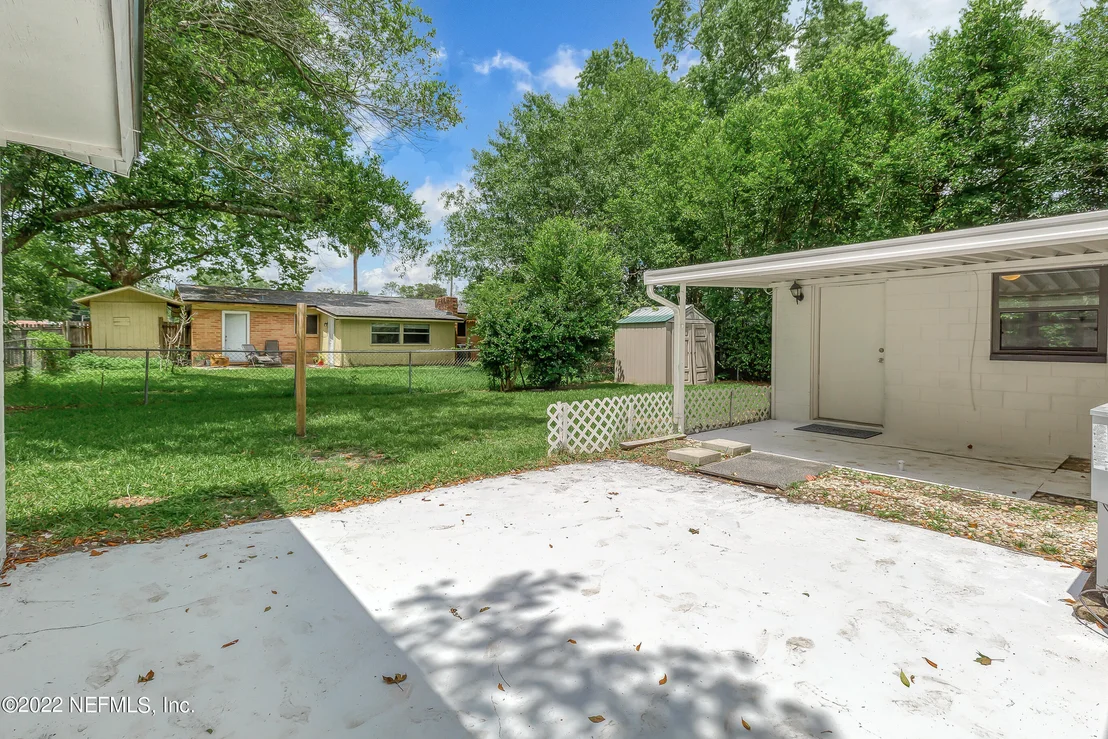Photo of 7961 AUSTIN Road