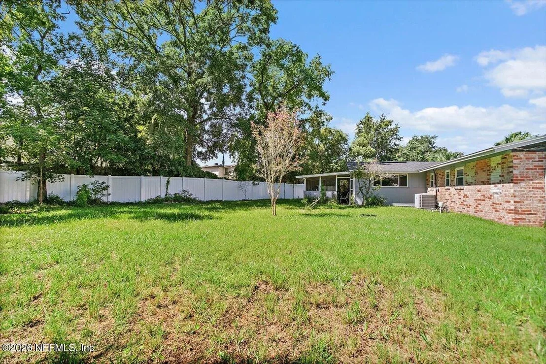 Photo of 5698 WEBER Lane