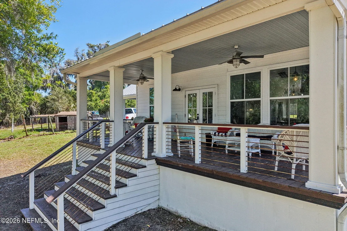 Photo of Unit 17 at 5577 HECKSCHER Drive