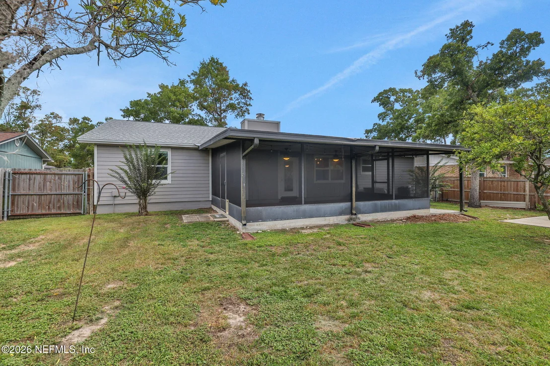 Photo of 11530 BROAD LEAF Drive