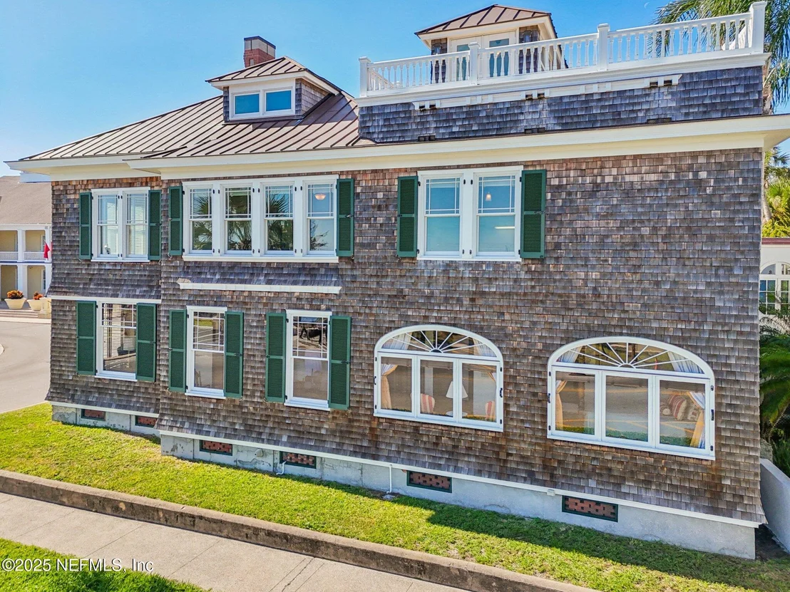 Photo of 178 AVENIDA MENENDEZ