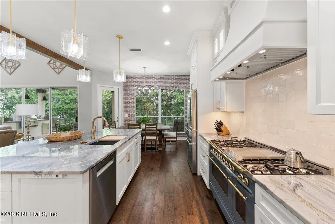 Photo of 2566 FERNTREE Lane