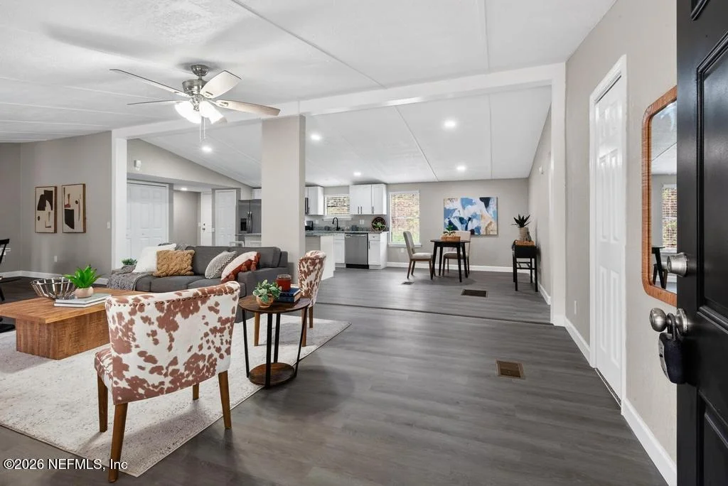 Photo of 95422 PLUM Loop